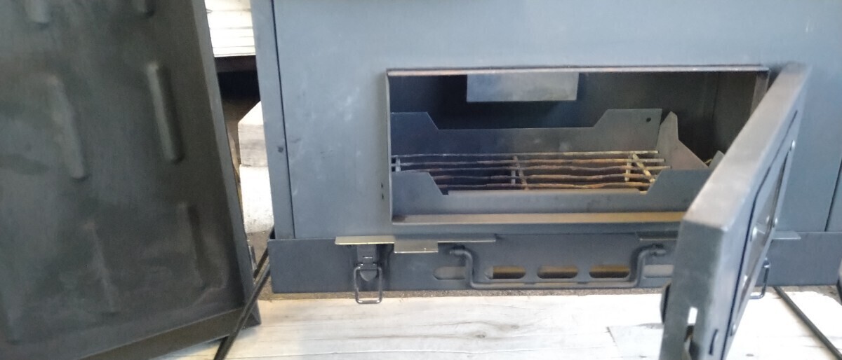 テンマクデザイン tent-Mark DESIGNS アイアンストーブ iron- stove 薪ストーブ 組立式 キャンプ 焚き火 wild-1 廃盤 煙突セット別出品_画像4