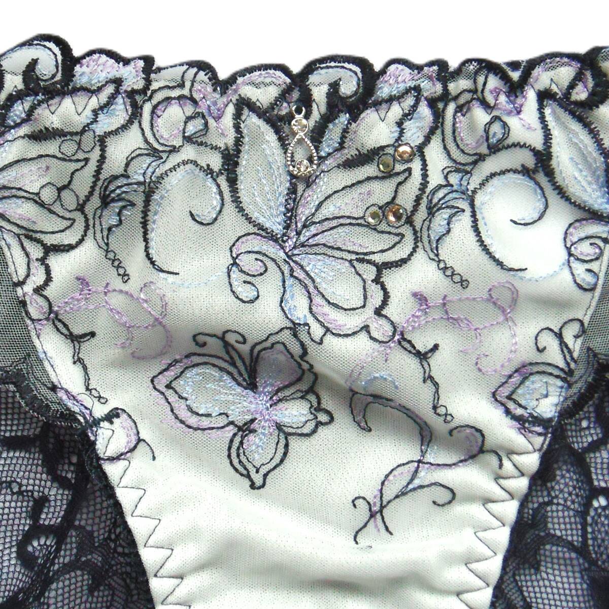 St.audrey Tiara ジュエルバタフライ バックレースショーツ M セントオードリー ティアラ 蝶々刺繍 パンツ ネイビー 新品送料込 定価\1,650_画像4