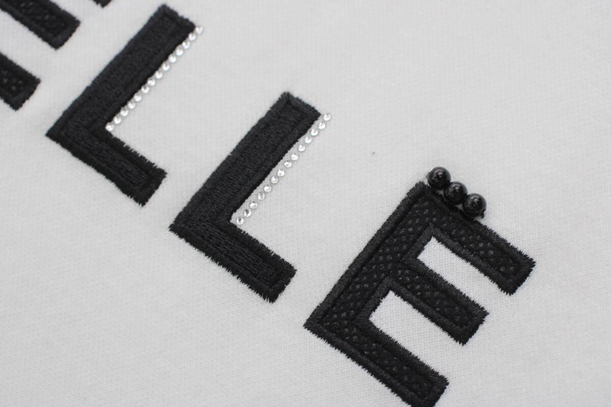 4322 新品 刺繍ロゴＴシャツ