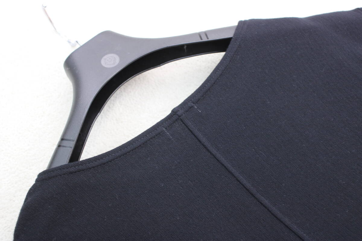 4-126 新品 ドッキングチュニックカットソー ブラックＦサイズ