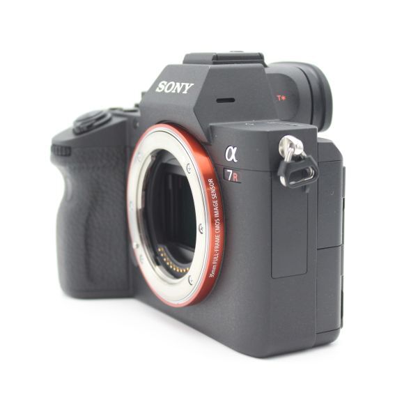 ■美品■ SONY フルサイズ ミラーレス一眼カメラ α7RIII ボディ(レンズなし) ブラック ILCE-7RM3A ?69003