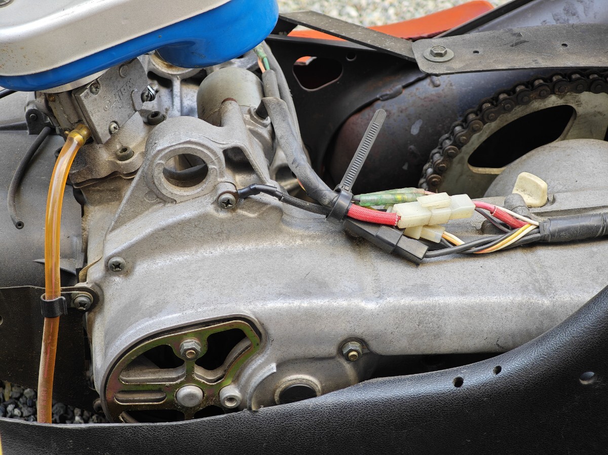 神奈川県秦野市　引き取り希望　陸送対応可　YAMAHA　ヤマハ　FK-9　カート 予備エンジン付き　_画像7