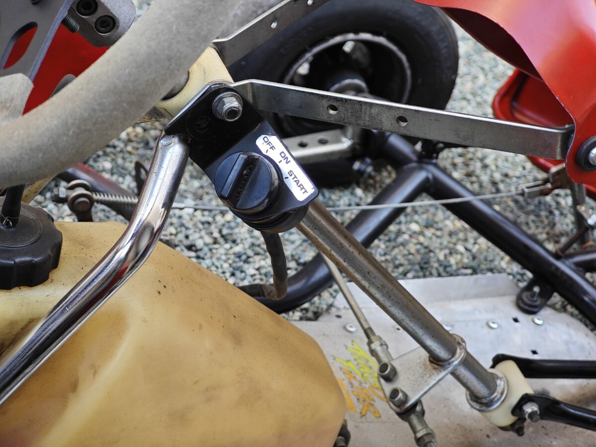 神奈川県秦野市　引き取り希望　陸送対応可　YAMAHA　ヤマハ　FK-9　カート 予備エンジン付き　_画像9