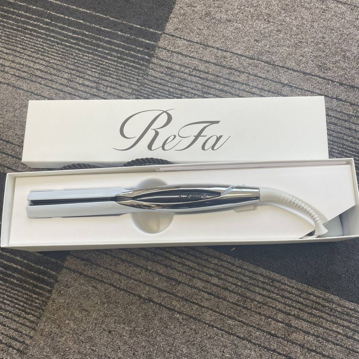 【T0922】リファ Refa RE-BM-02A 通電?動(dòng)作確認(rèn)済み ヘアーアイロン