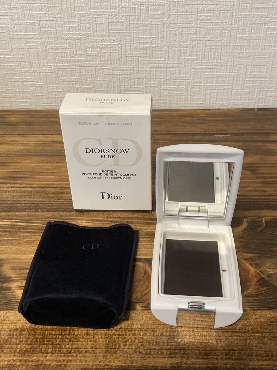 I5I275◆新古品◆ クリスチャン ディオール Dior ディオールスノー ピュア 限定デザイン ホワイトニング&ブライトニング パウダー ケース_画像1