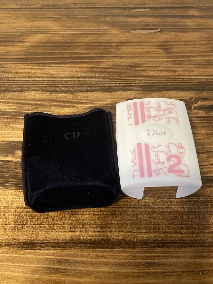 I5I275◆新古品◆ クリスチャン ディオール Dior ディオールスノー ピュア 限定デザイン ホワイトニング&ブライトニング パウダー ケース_画像4