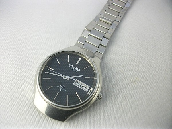 W8u77★SEIKO 古い腕時計 ロードマチック 自動巻き 5606-8120 動作あり 3面カット風防 セイコー