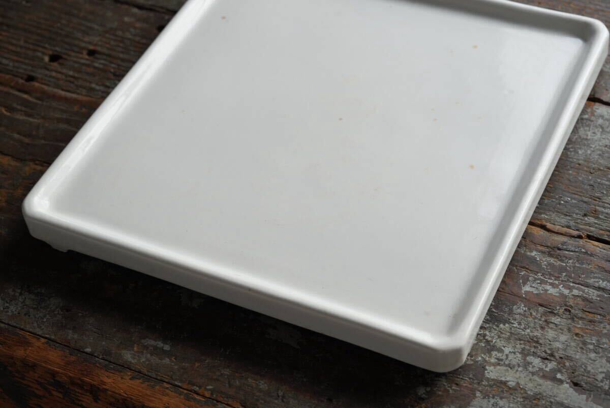 希少 Creil et Montereau 古いクレイユ・エ・モントロー窯 テールドフェール 四方足付台皿 フラットプレート_画像3