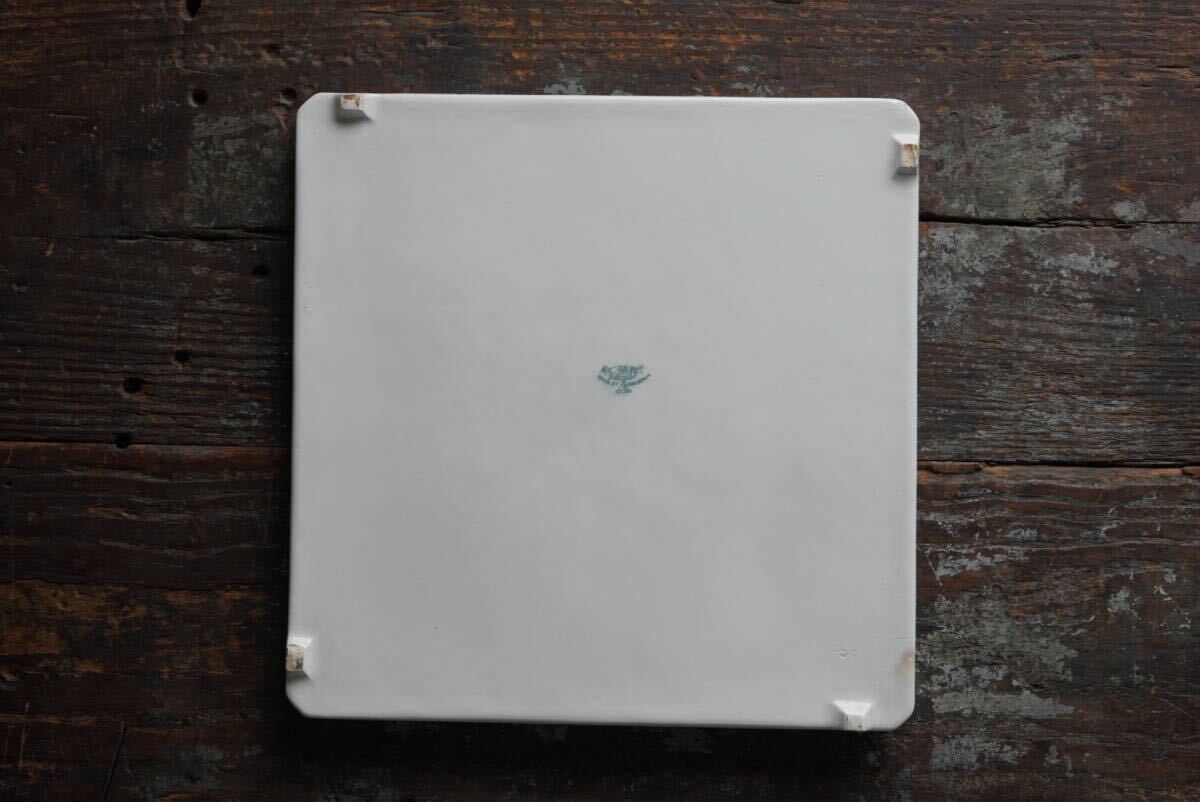 希少 Creil et Montereau 古いクレイユ・エ・モントロー窯 テールドフェール 四方足付台皿 フラットプレート_画像4