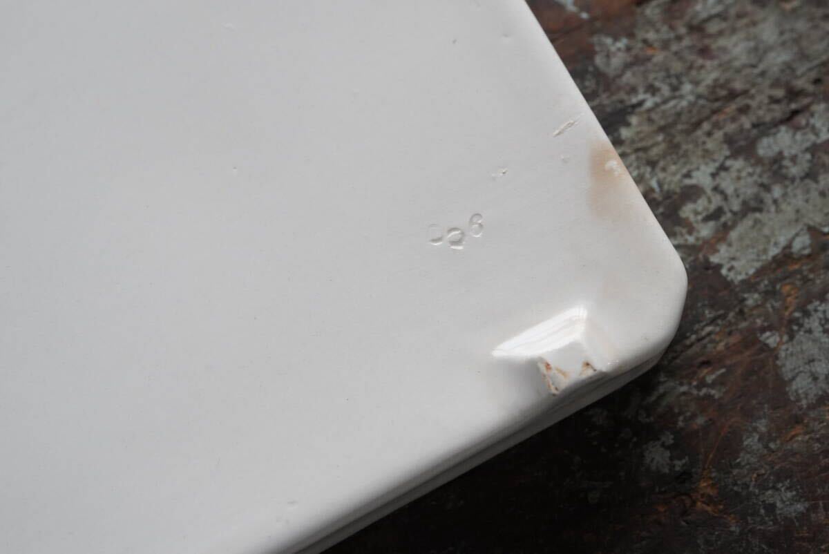 希少 Creil et Montereau 古いクレイユ・エ・モントロー窯 テールドフェール 四方足付台皿 フラットプレート_画像5