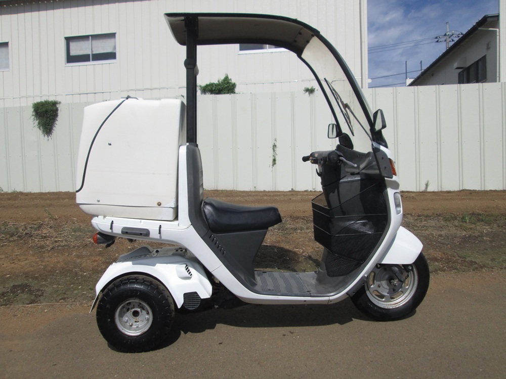 橫浜発　2スト　TA02-15番　BOX付　ジャイロキャノピー　ミニカー登録対応可　ドライブベルト、ウエイトローラー新品交換済