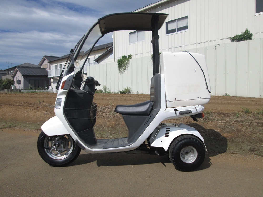 橫浜発　2スト　TA02-15番　BOX付　ジャイロキャノピー　ミニカー登録対応可　ドライブベルト、ウエイトローラー新品交換済