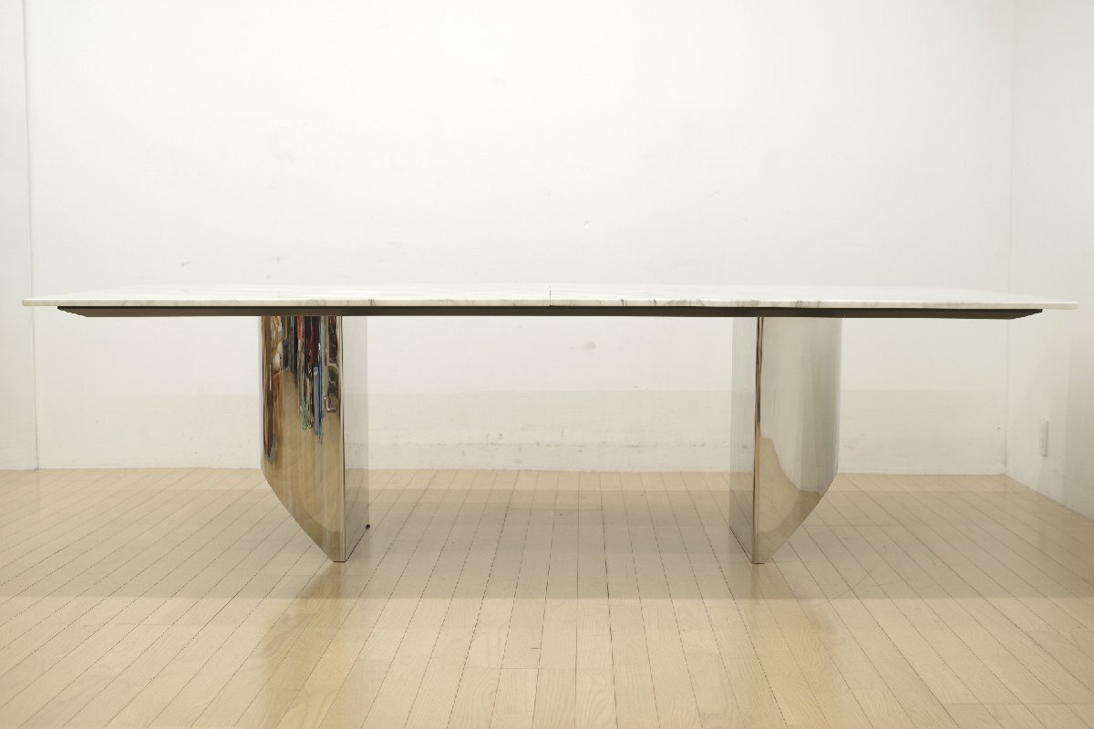 Minotti ミノッティ WEDGE ウェッジ CALACATTA MARBLE TOP カラカッタマーベル ダイニングテーブル 4～6人用 大理石天板 モダン イタリア制