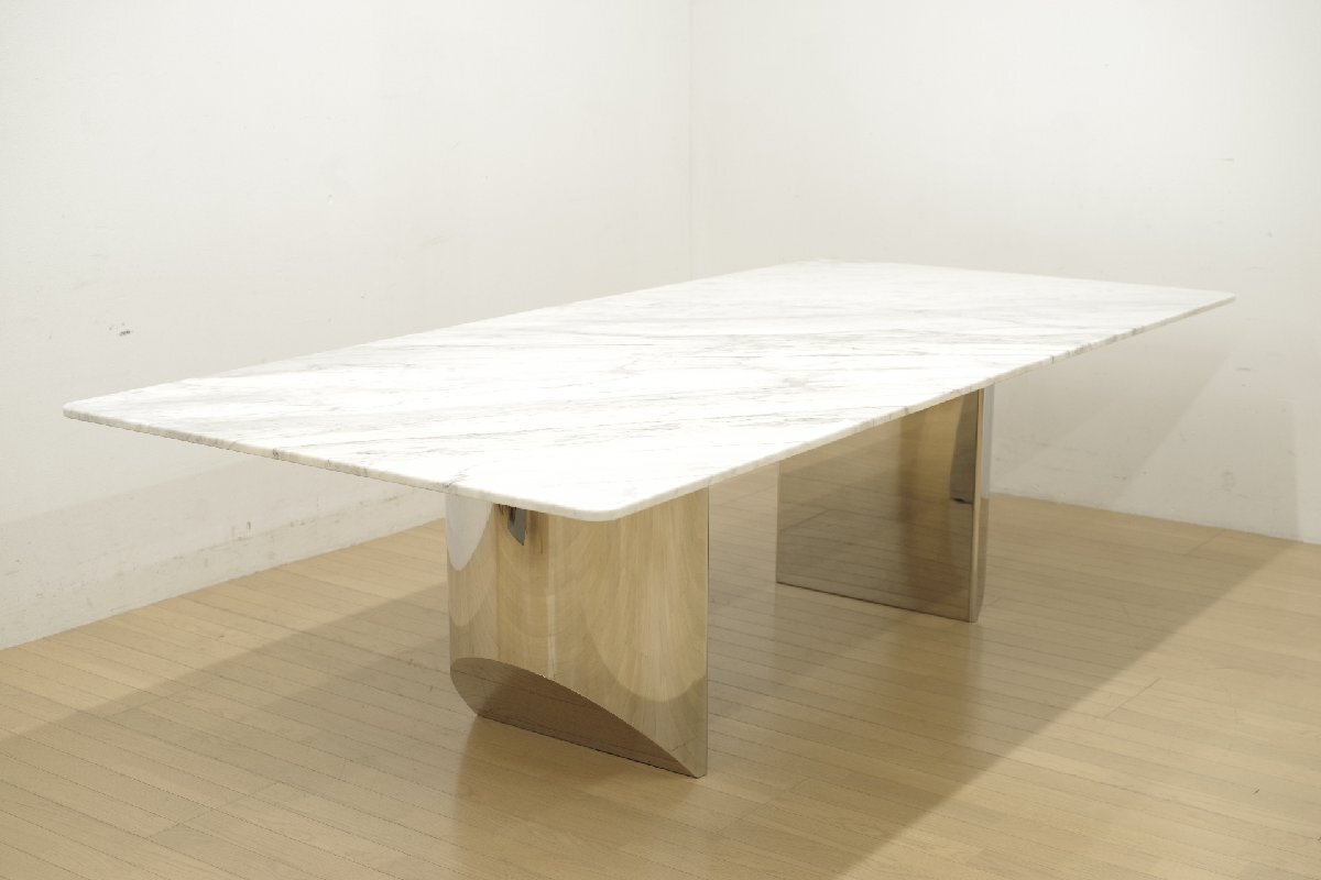 Minotti ミノッティ WEDGE ウェッジ CALACATTA MARBLE TOP カラカッタマーベル ダイニングテーブル 4～6人用 大理石天板 モダン イタリア制