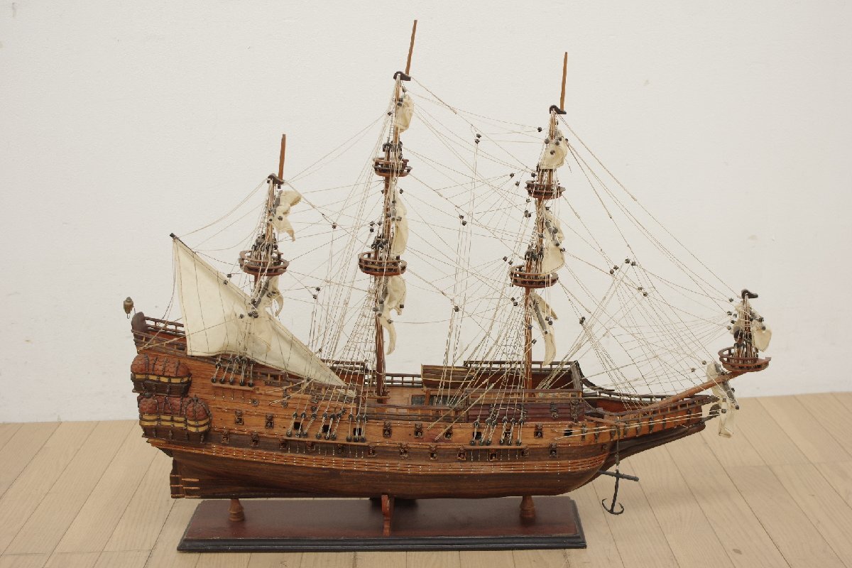 引取限定 木製 船舶模型 完成品 全長約92cm WASA レガール艦 オブジェ 置物 インテリア 帆付き 欠損有り 現状渡し コレクション_画像7