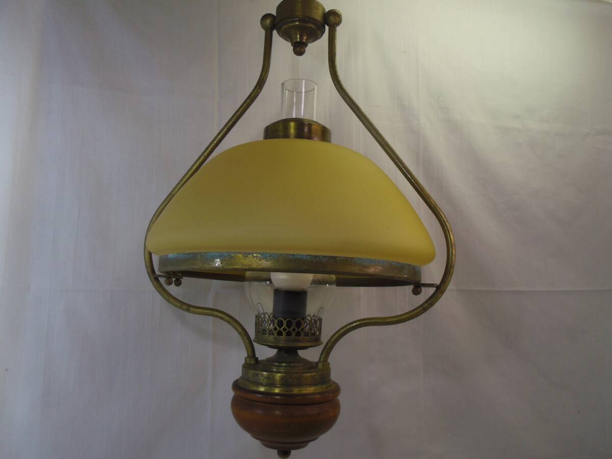 E66◇オイルランプ型◇イタリア制の古い吊照明 電気◇チェーンペンダント◇ガラスシェード◇西洋/アンティーク風◇レトロ◇送料1600円◇