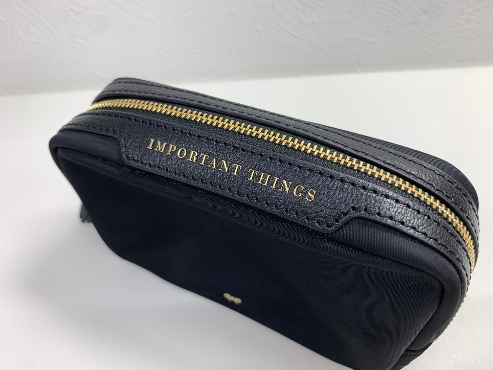 アニヤハインドマーチ ANYA HINDMARCH ポーチ ブラック(BLACK) 【中古】 メイクポーチ 保存袋付き 小物入れ GIN54437_画像6