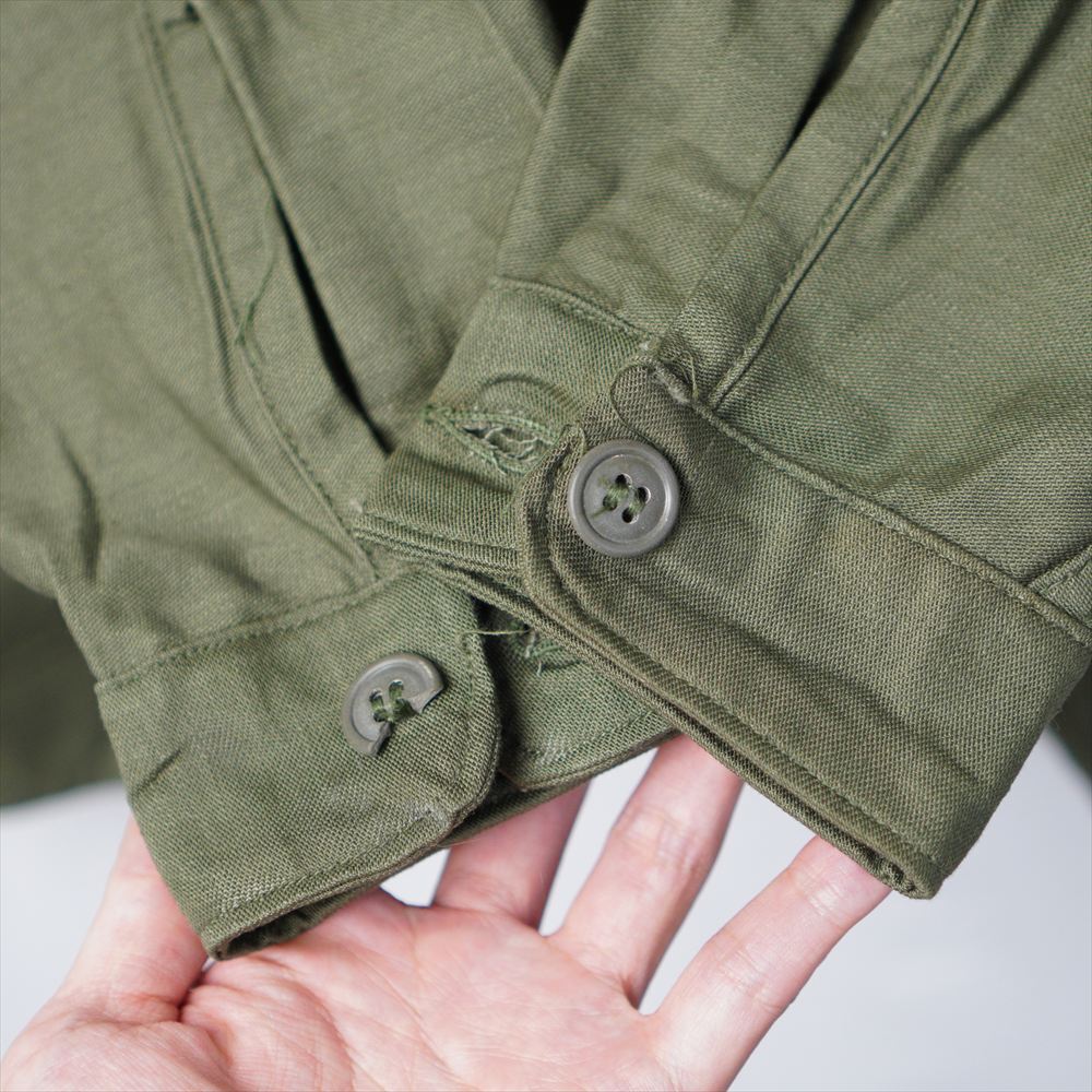 50s60s ビンテージ ミリタリー 米軍実物 U.S.ARMY SHADE 107 コットンサテン ユーティリティシャツ 151/2-33 デッドストック_画像9