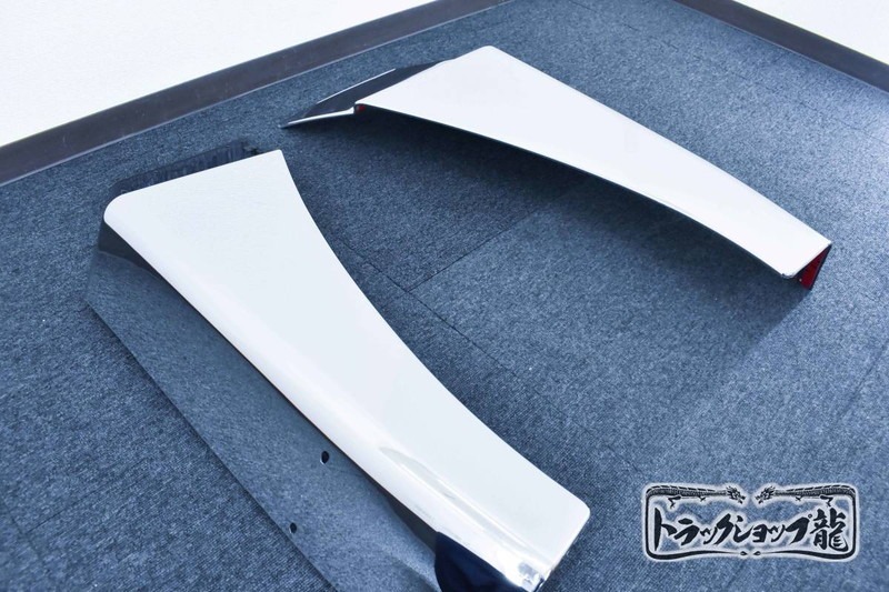 三菱ふそう NEW/スーパーグレート メッキ マッドガードカバー 延長(zhǎng)タイプ ロングタイプ 泥除け フェンダー 左右セット M0918P