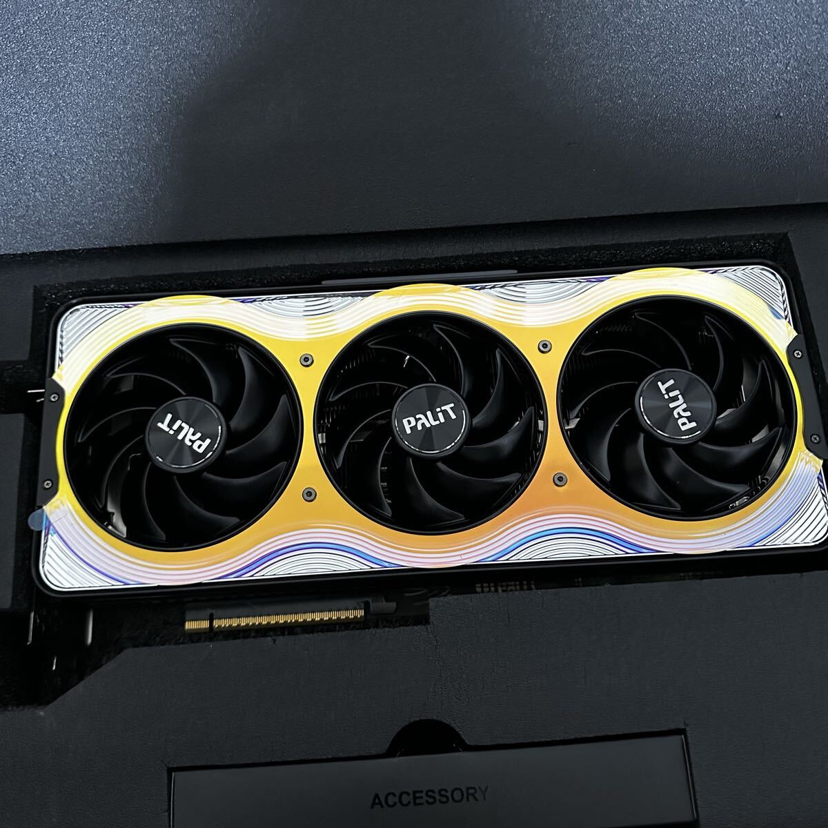 1円スタート PALIT GEFORCE RTX 5090 グラフィックボード PC機(jī)器 ゲーミングPC 部品 GAMEROCK 32GB GDDR7 512bit3-DP HDMI 1円~