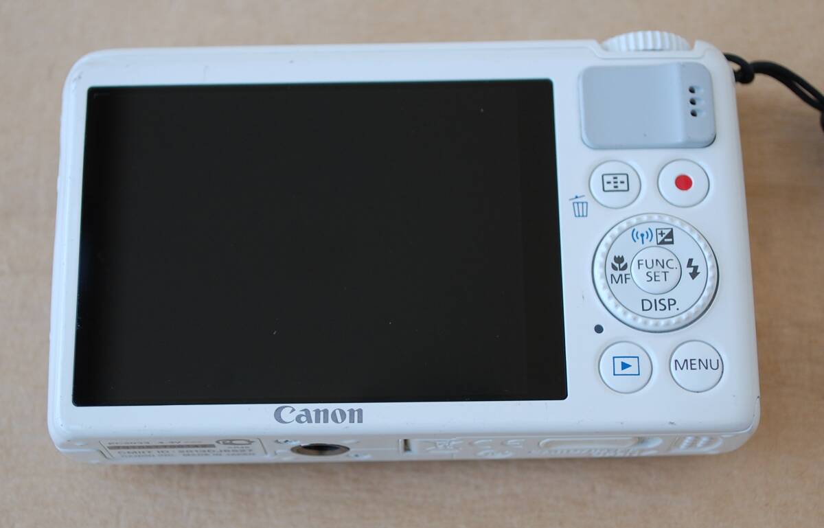 【即決】狀態(tài)良好 Canon PowerShot S200 コンパクト高畫質(zhì)デジカメ PC2033 1/1.7型CCD搭載 ホワイト 充電器＋バッテリー付 送料230円~