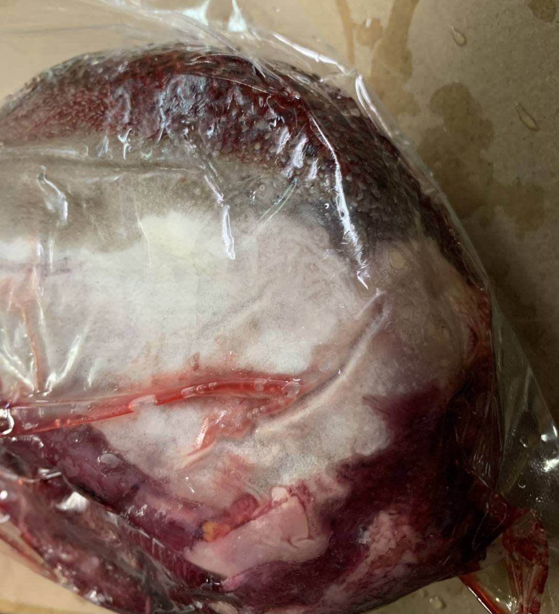 和牛一頭買い！！安心?安全?信頼 北海道産黒毛和牛霜降り 和牛タン 牛たん 約1.0キロ? バーベキューBBQ 用途多彩 丸ごと1本10kg迄同梱可