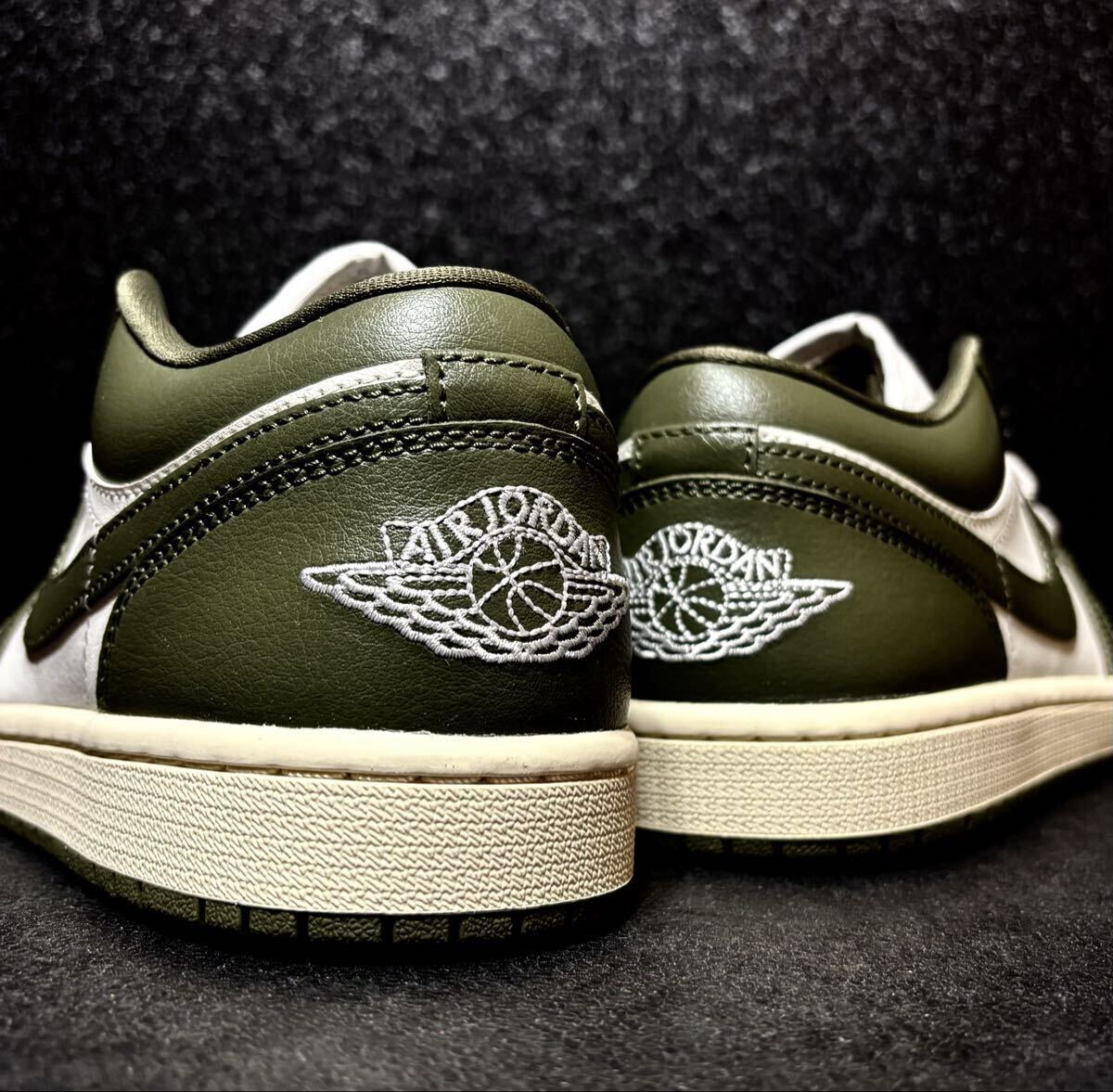 ☆送料込■新品26.0cm■ナイキ エア ジョーダン１LOW セイル/ココナッツミルク/ミディアムオリーブAIR JORDAN 1 【定価.16500円】_画像6