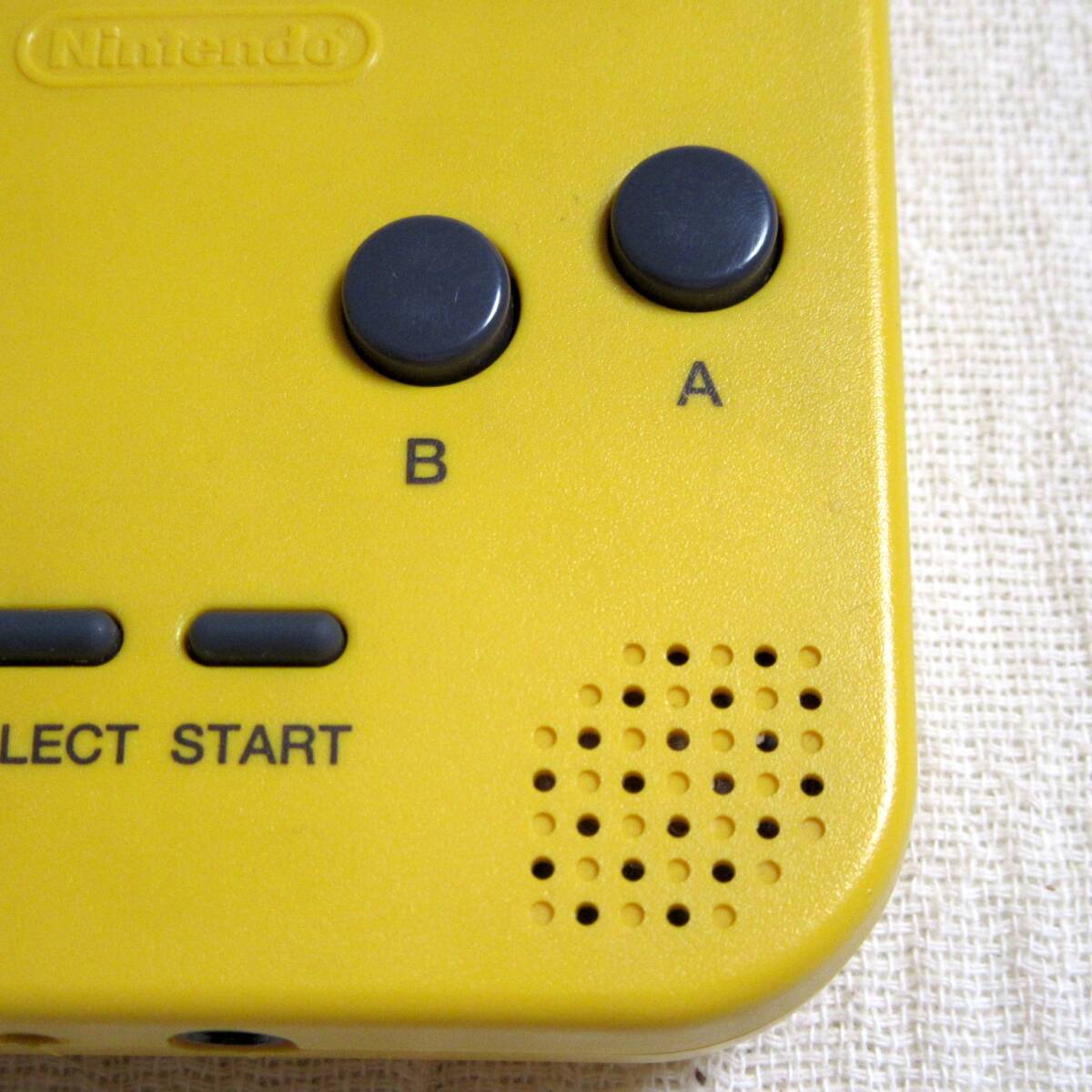 GBP本體【ゲームボーイ ポケット／MGB-001】イエロー／任天堂／レトロ／Nintendo GAME BOY pocket／攜帯ゲーム機(jī)／黃色