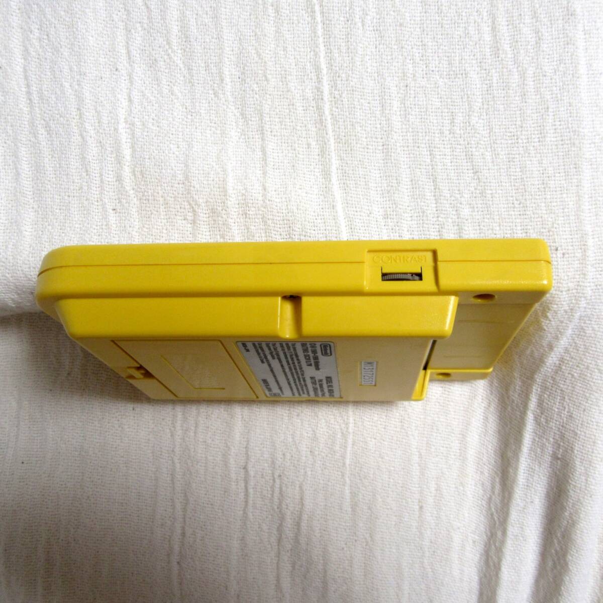 GBP本體【ゲームボーイ ポケット／MGB-001】イエロー／任天堂／レトロ／Nintendo GAME BOY pocket／攜帯ゲーム機(jī)／黃色