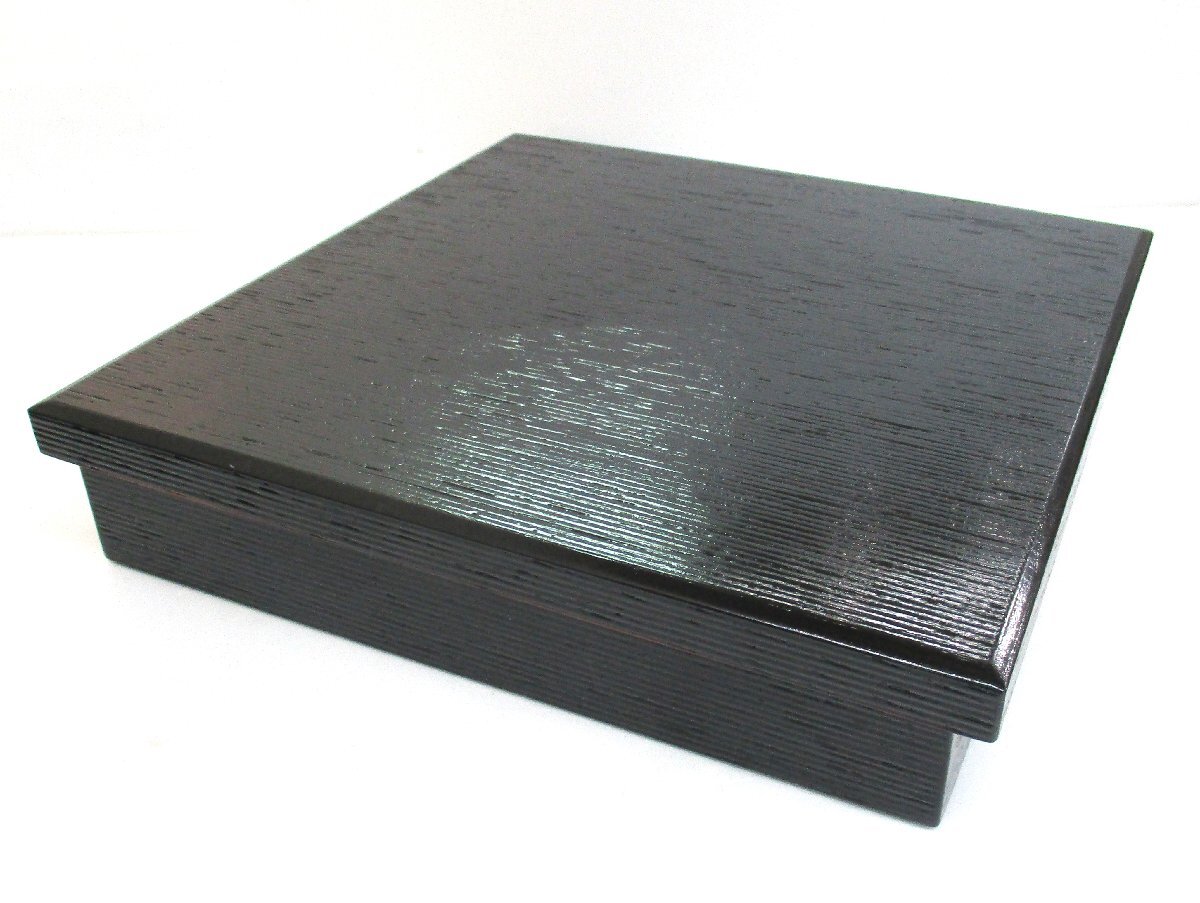  коробка для завтрака 8.5 размер hegi глаз сосна цветок .4 шт крышка есть перегородка . 10 знак есть размер 25.7x25.7x5cm б/у прекрасный товар 88180 *