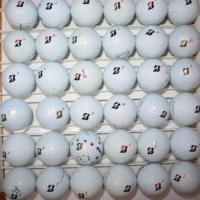 36個 2022年モデル TOURB X Bランク ホワイト ブリヂストン ツアーｂ ロストボール 中古 送料無料_画像2