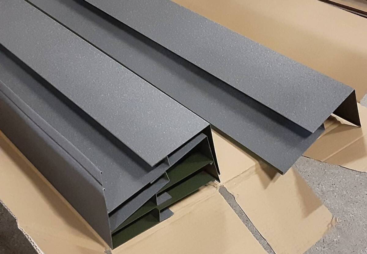 【 屋根部材 】福泉工業　改修用通しけらばS『 シルキーG2 』ギングロ　SG0470S　5本セット①_画像3