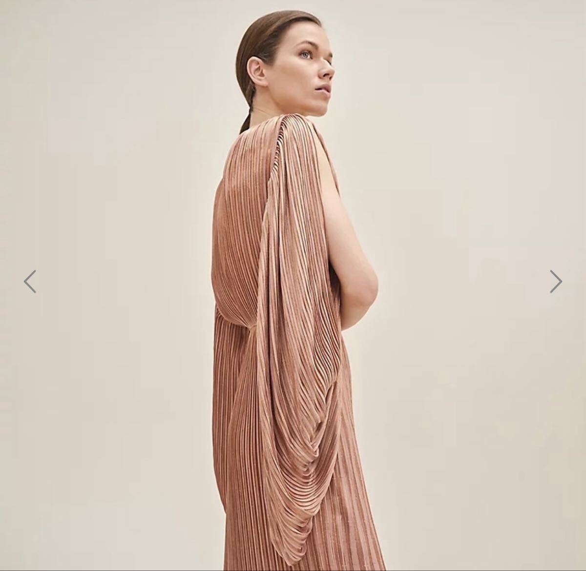 超美品　エルメス　2023aw プリーツラップドレス　定価100万 超美品 エルメス 2023aw プリーツラップドレス 定価100万｜Yahoo