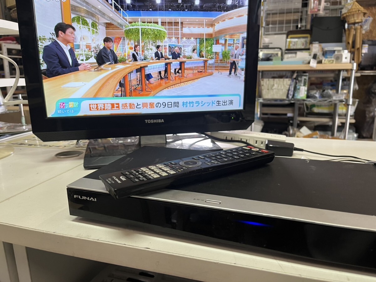 ○ FUNAI 1TB 3番組同時録画OK! ブルーレイレコーダー FBR-HT1000 リモコン付属 動作確認済 2017年製 船井電機 中古品 ③_画像3