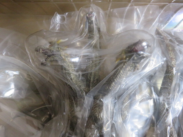 バンダイナムコ　GARAGE TOY　ゴジラ 30cm　ソフビ　東宝大怪獣シリーズ　キングギドラ（2001）　激闘カラーVer　新品　未使用　同梱包不可_画像9