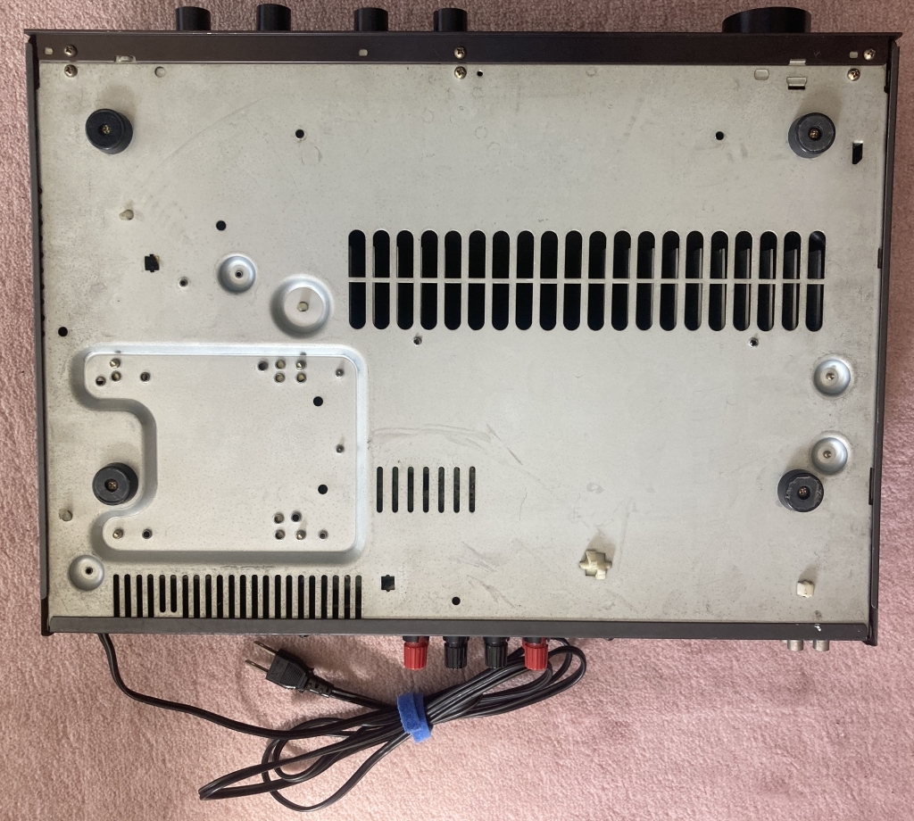 中古 通電確認問題無し VICTOR AX-S700 ダイナミックスーパーAプリメインアンプ_画像4