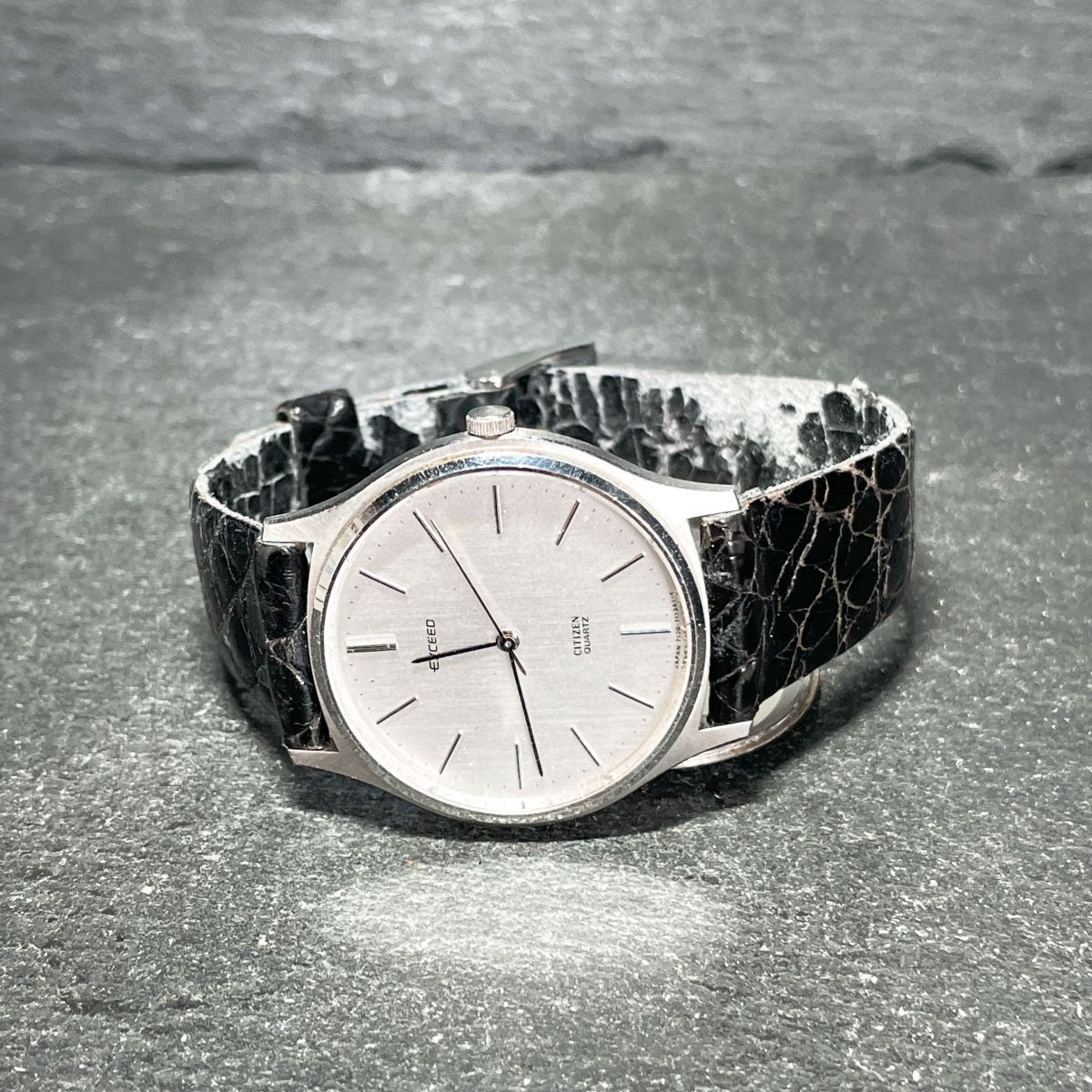 CITIZEN シチズン EXCEED エクシード 4-710657 腕時計 アナログ クオーツ 3針 シルバー文字盤 レザーバンド 新品電池交換済み 動作確認済み_画像4