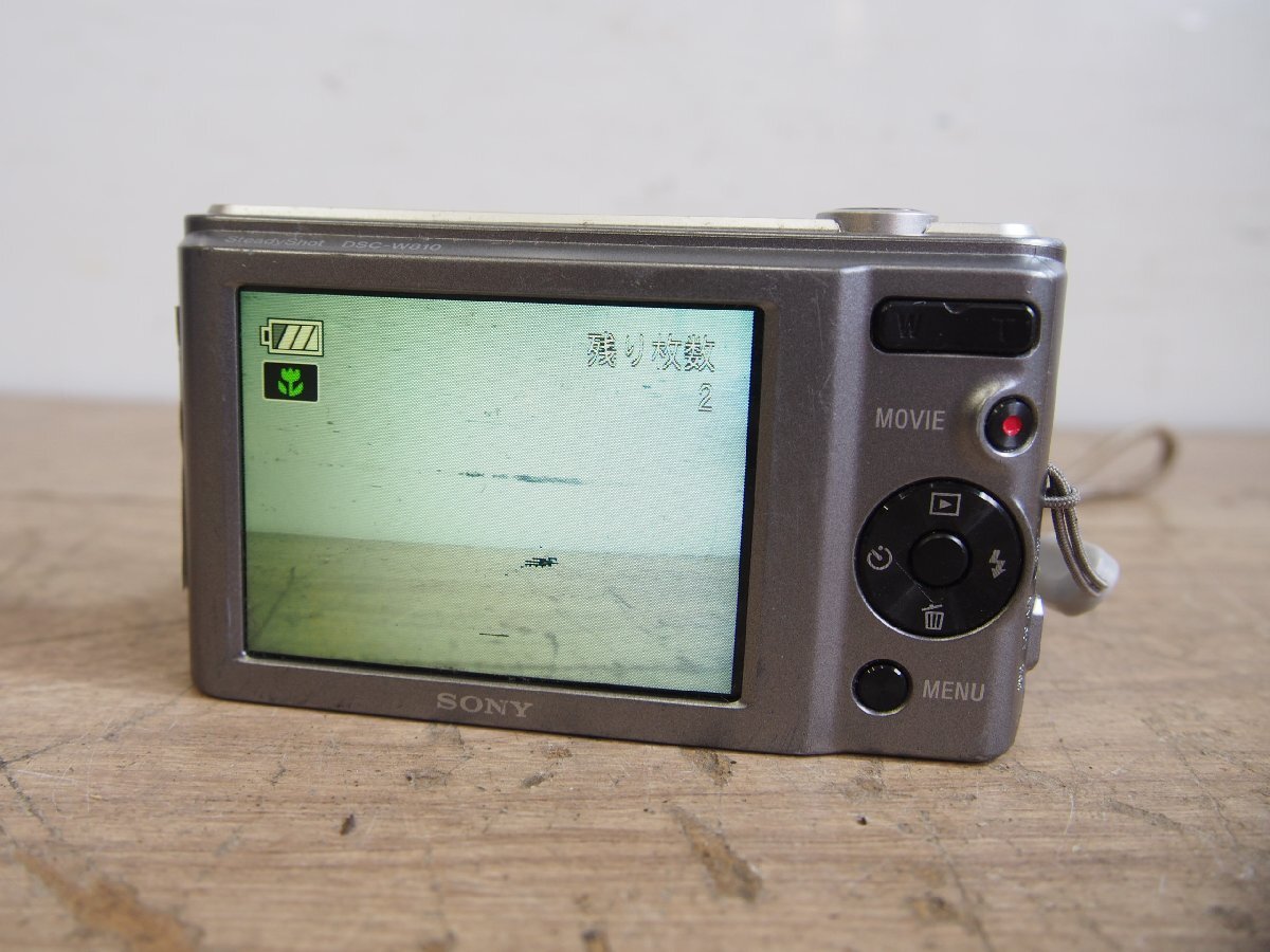 ☆【2T0904-17】 SONY ソニー DSC-W810 コンパクトデジタルカメラ Cyber-shot Sony Lens 6xOptical Zoom 3.5-6.5/4.6-27.6 ジャンク