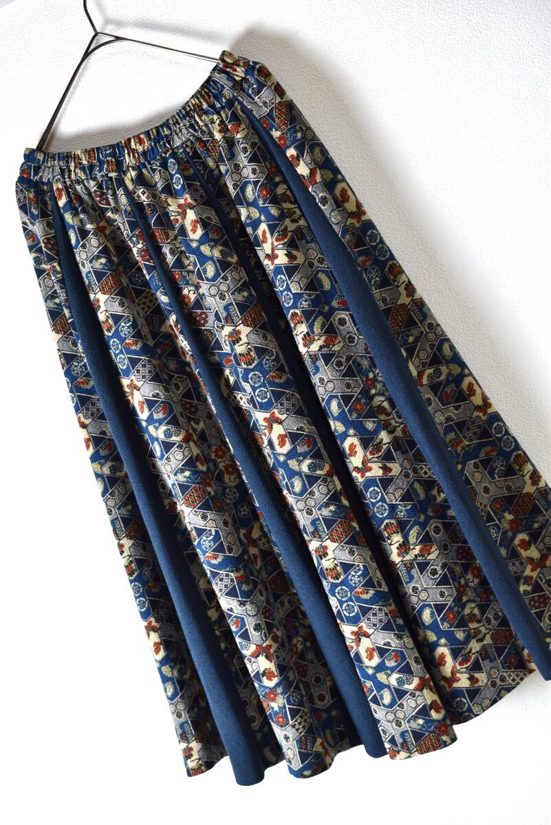 詩(shī)仙堂 ヒトシタムラ ちりめんイージーフレアスカート 未使用品