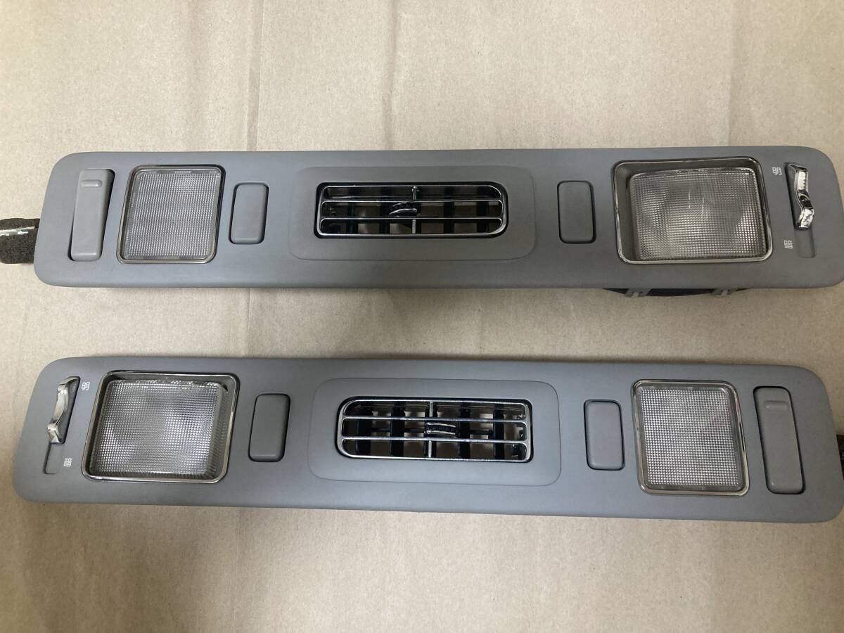 【純正品】トヨタ センチュリー GZG50 ルームランプ エアコン吹き出し口 【送料無料】_画像1