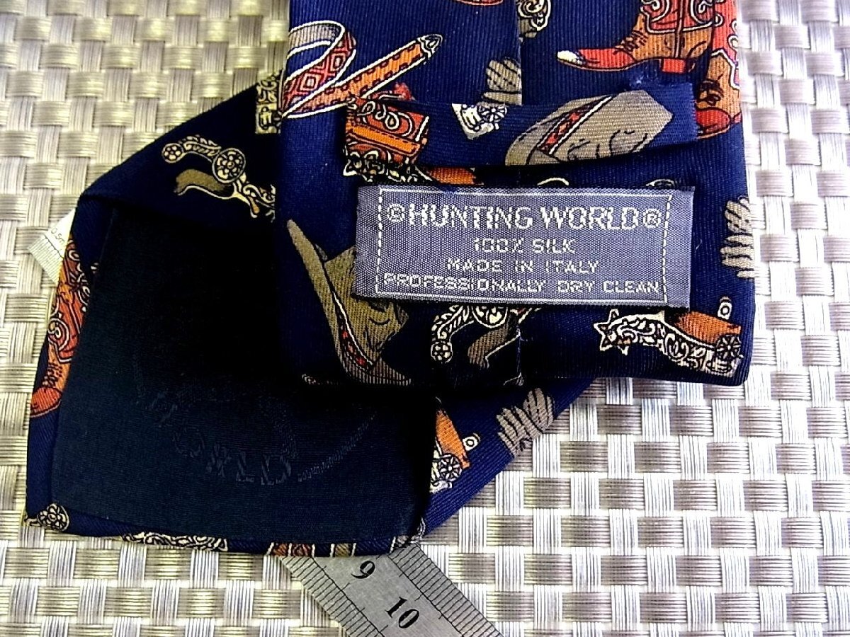 【在庫(kù)処分セール】●特売●FK9728W●ハンティングワールド【テンガロンハット ウエスタンブーツ ベルト 手袋 柄】ネクタイ●