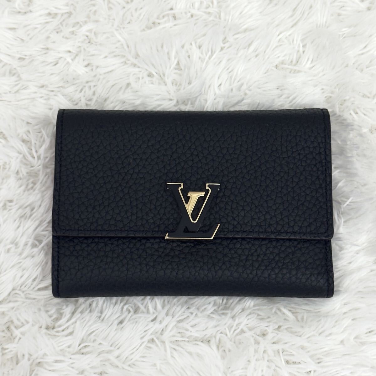 ☆極上美品☆新型 RFID内蔵 LOUIS VUITTON ポルトフォイユ カプシーヌ 財布 現行 ルイヴィトン トリヨン _画像2