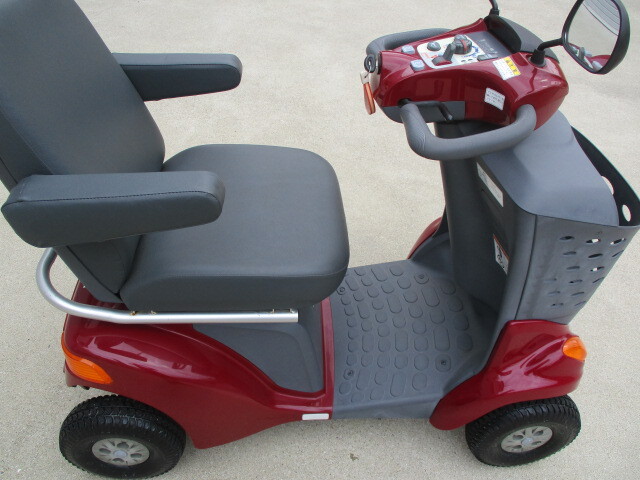 作動(dòng)品 SUZUKI スズキ セニアカー メタリックレッド 引き取り歓迎 発送可