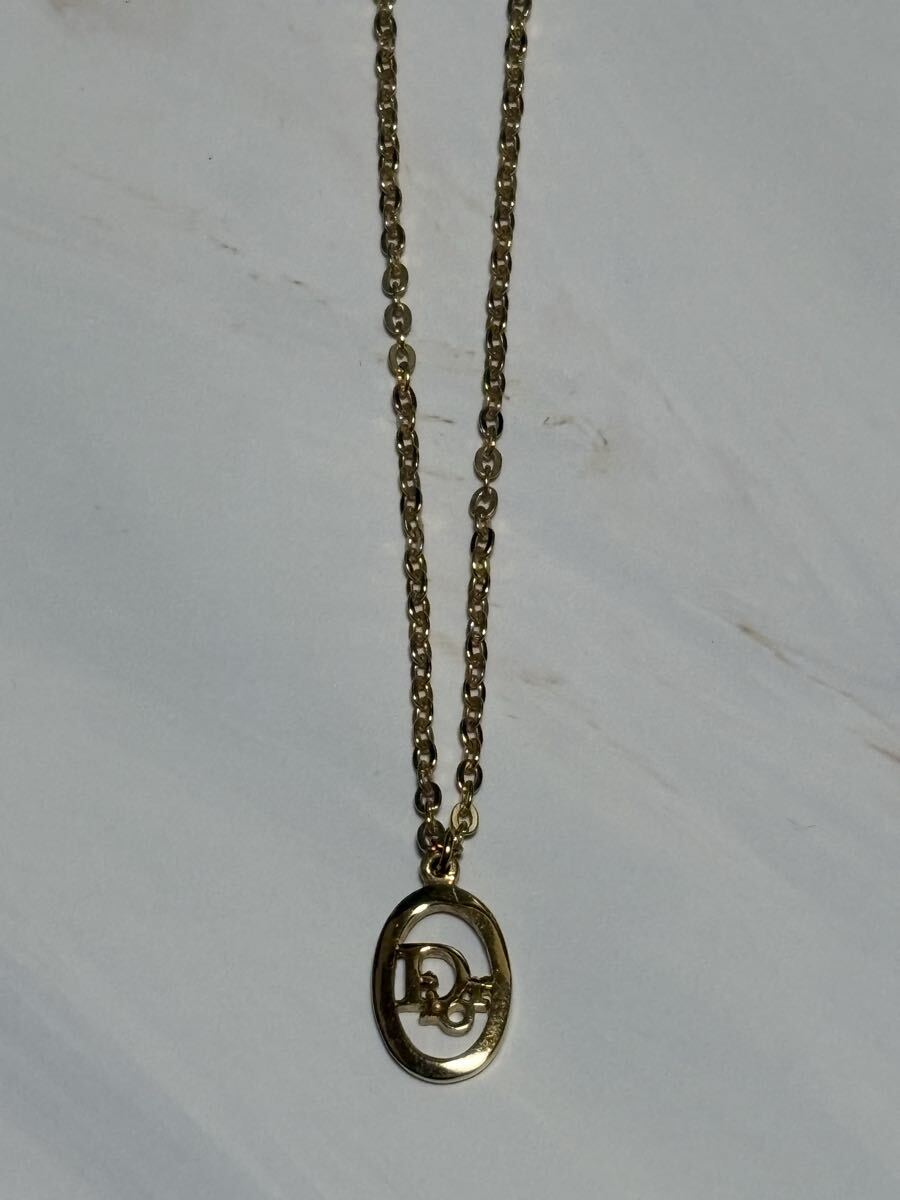 C【D25010913】1円〜 Christian Dior オーバルロゴ ネックレス クリスチャンディオール ゴールドカラー ペンダント アクセサリー