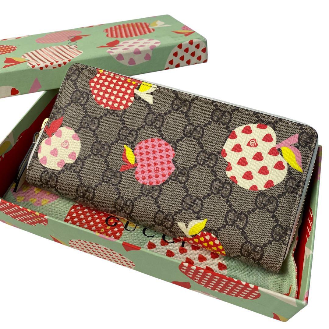 美品 グッチ GUCCI GGスプリーム ハート リンゴ 長財布