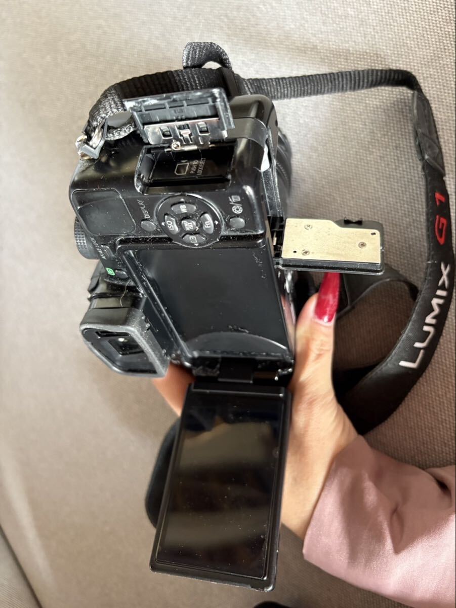 s433 パナソニック　デジタル一眼レフカメラ　LUMIX DMC-G1LUMIX G VARIO 14-45mm/F3.5-5.6 ASPH H-FS014045