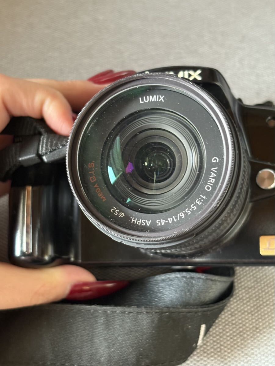 s433 パナソニック　デジタル一眼レフカメラ　LUMIX DMC-G1LUMIX G VARIO 14-45mm/F3.5-5.6 ASPH H-FS014045