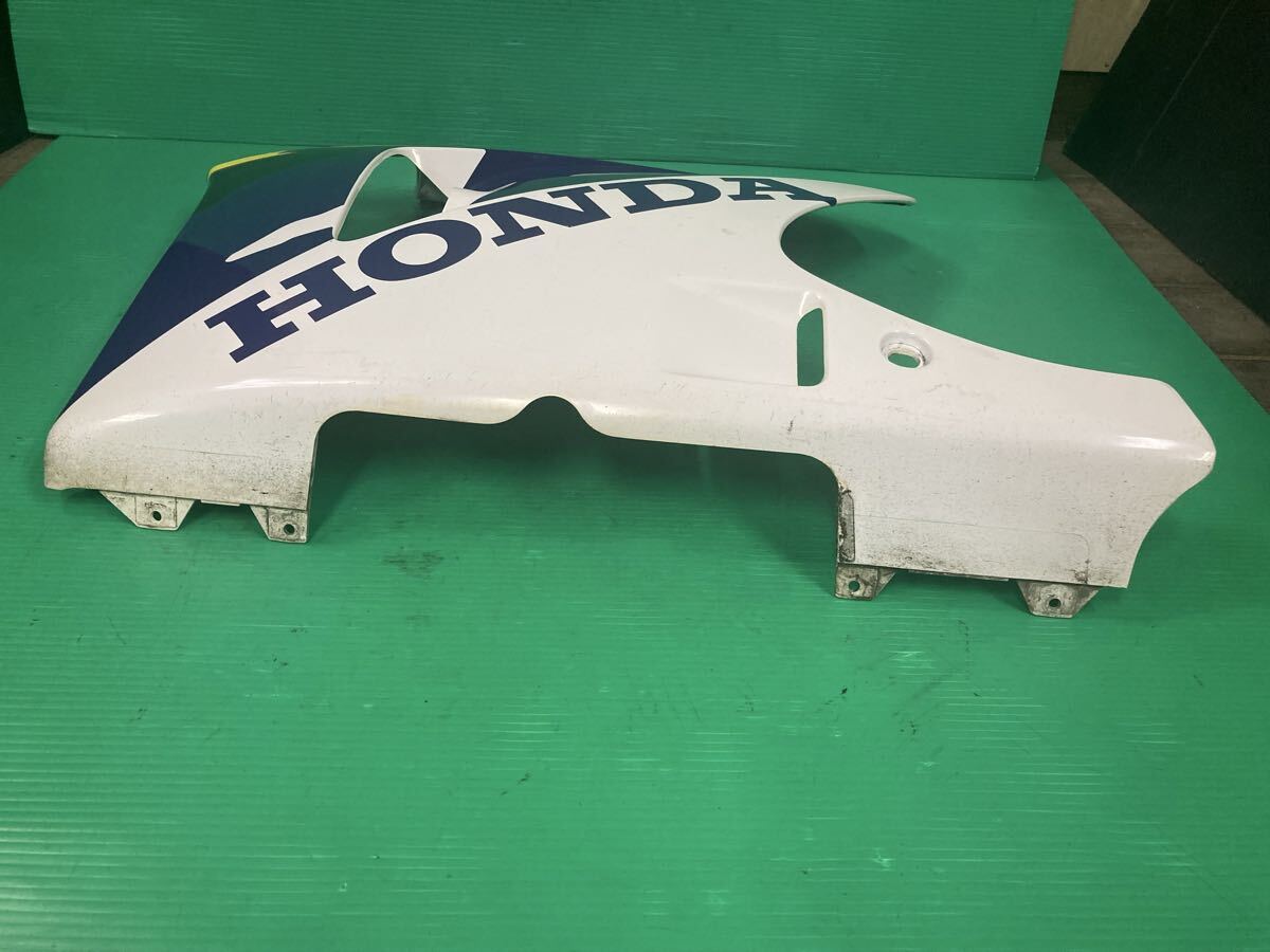 160*1F【RVF400 NC35-110】アンダーカウル L 左側 外装 VFR400 250912_画像2