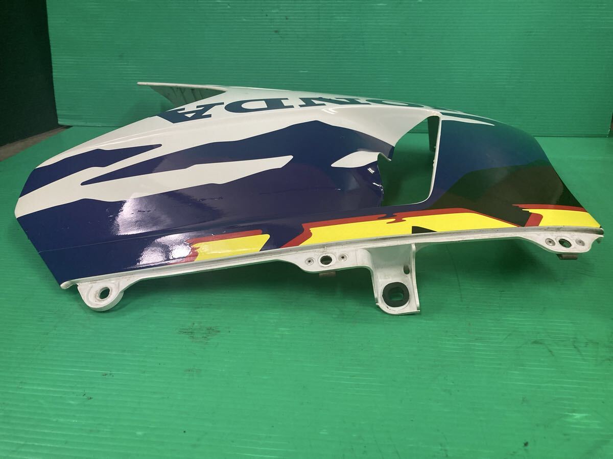 160*1F【RVF400 NC35-110】アンダーカウル L 左側 外装 VFR400 250912_画像4