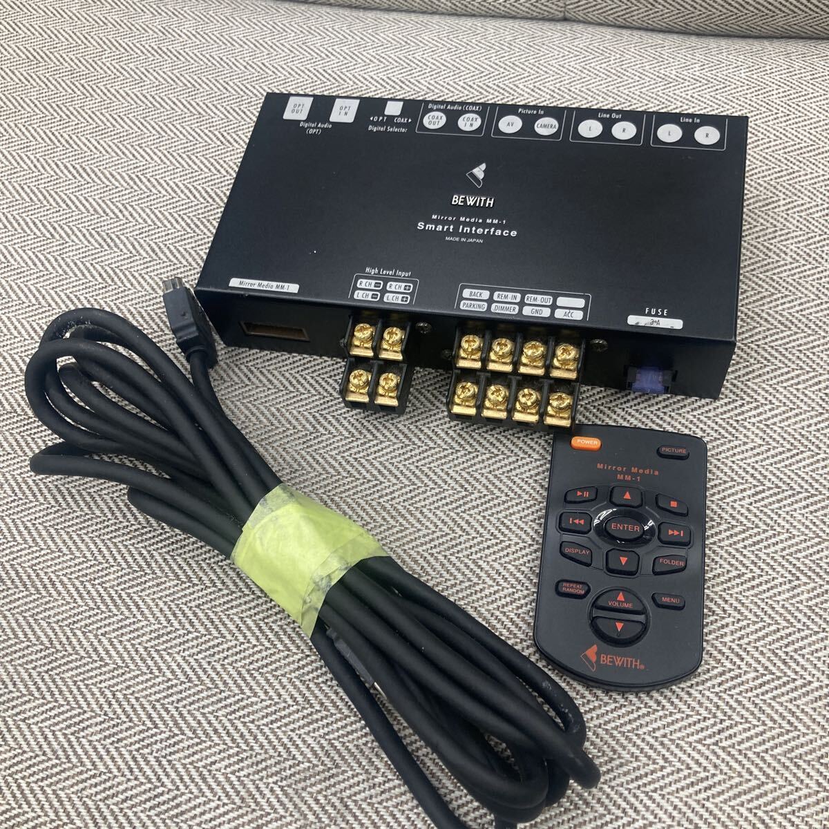 BE WITH／ビーウィズ　ミラーメディア　MM-1D＋スマートインターフェイス